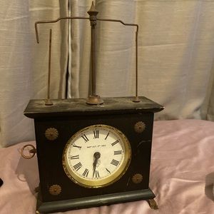 Jerome & co HOROLOVAR Flying pendulum vintage clock-AS IS
